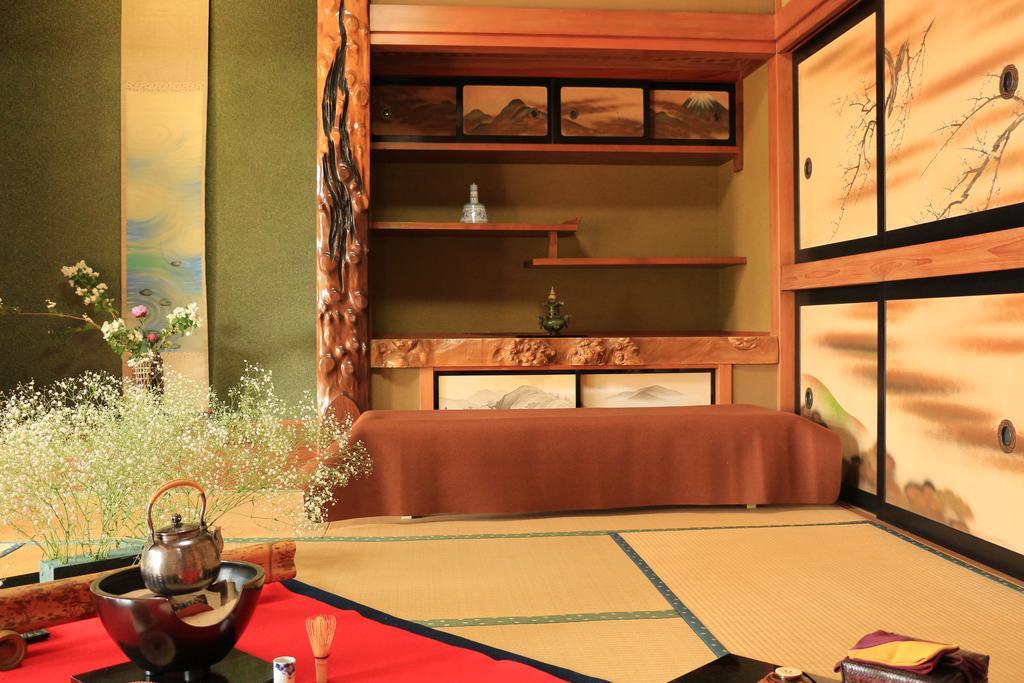 Kougetsu Sanso -- Moon Villa In Tokyo Хатіодзі Екстер'єр фото